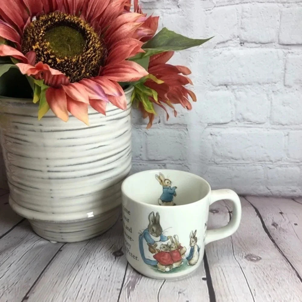 Vintage wedgwood peter rabbit design mug Kidcore nursery rhymes
